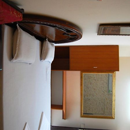 Sai Home Stay Bed & Breakfast- Near Tajmahal Agra  Exterior foto